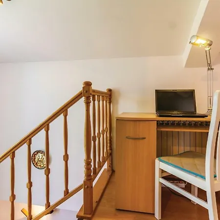Four Bedroom In Daire *